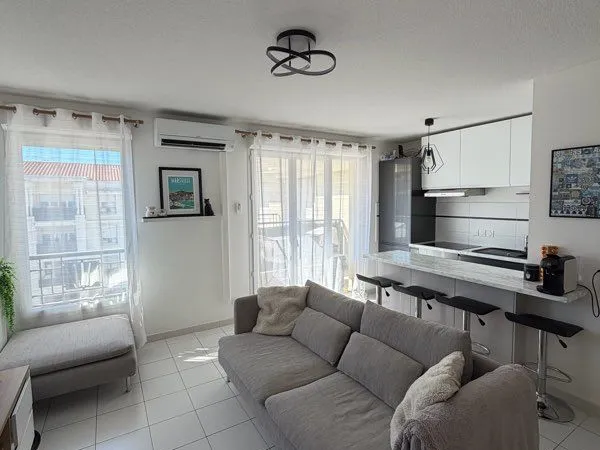 Marseille 13e - Les Martégaux - Beau 2 pièces avec balcon et box fermé