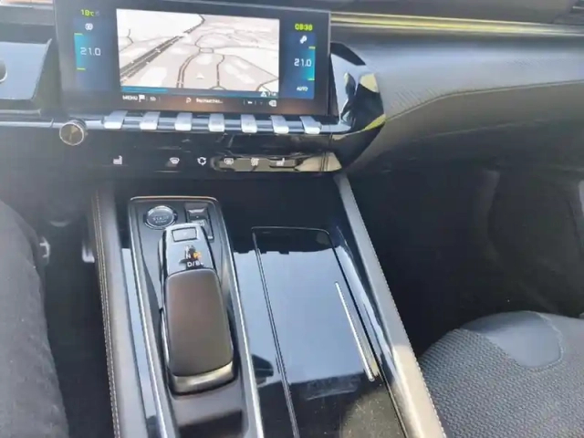 Peugeot 508 hybrid 225 e-eat8 gt — photo 22