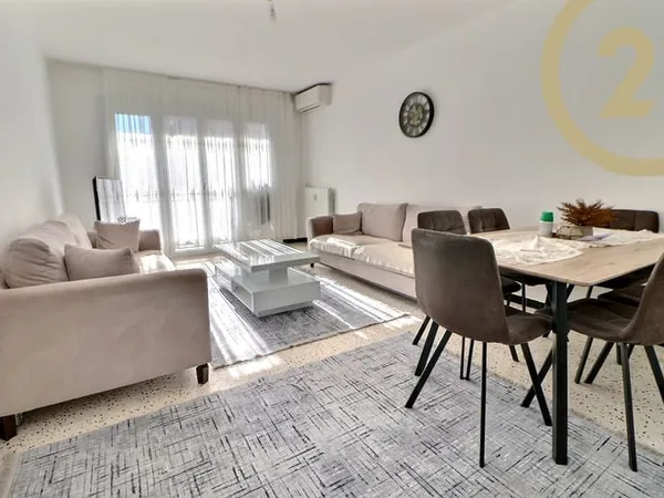 VENTE EN EXCLUSIVITE - FREJUS - APPARTEMENT 3 PIÈCES AVEC 2