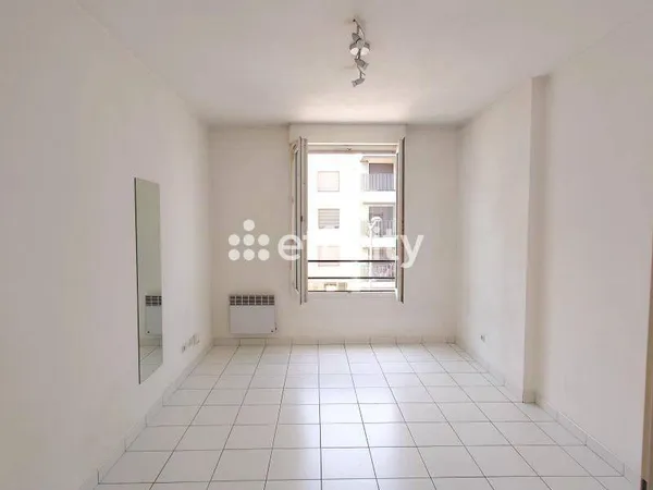 Appartement 1 pièce 18 m²