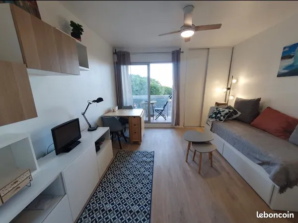 Loue studio meublé Carnon