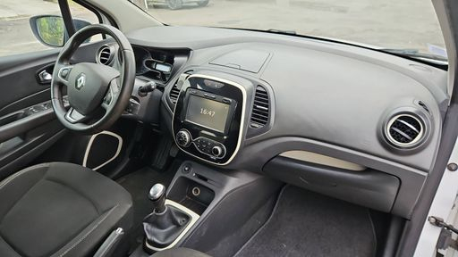 Renault Captur 0.9 TCe 90 - Zen – 2018 – 142222 km – Essence – Boîte Manuelle — photo 21
