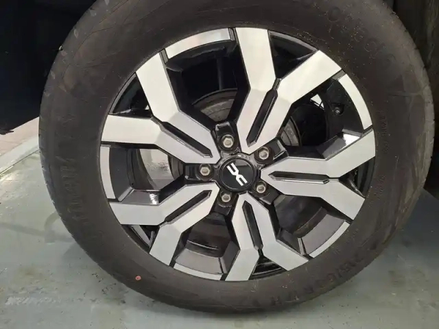 Dacia Duster tce 150 4x2 edc — photo 12
