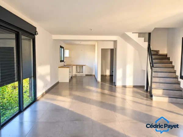 Maison à vendre 4 pièces SAINT PIERRE (97410)
