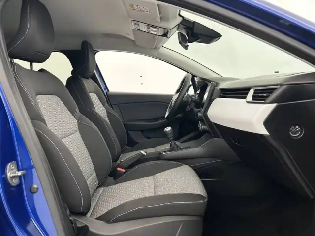 Renault Clio tce 90 — photo 23