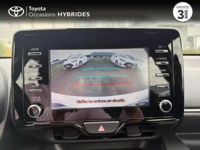 Toyota Yaris 116h dynamic 5p my22 — photo 8
