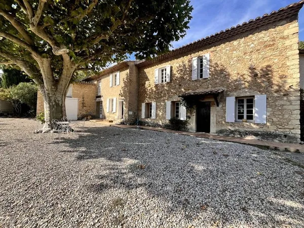 Ferme 8 pièces 224 m²