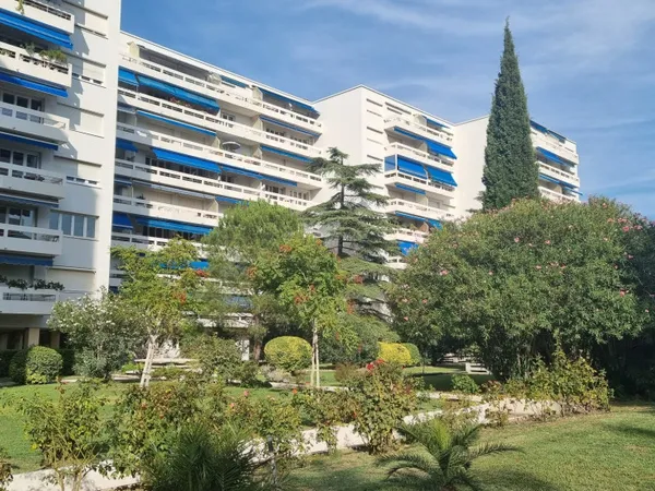 Appartement 4 pièces 104 m²