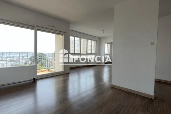Appartement 3 pièces 77 m²