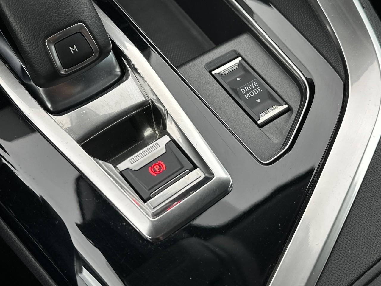Peugeot 3008 puretech 130ch s&s eat8 allure pack — photo 30