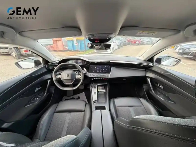 Peugeot 308 phev 180 e-eat8 — photo 8