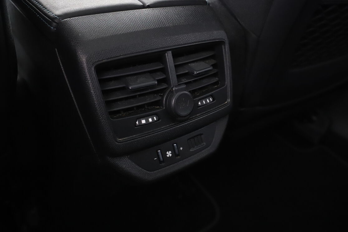 Peugeot 5008 1.2 PureTech Crossway — photo 14