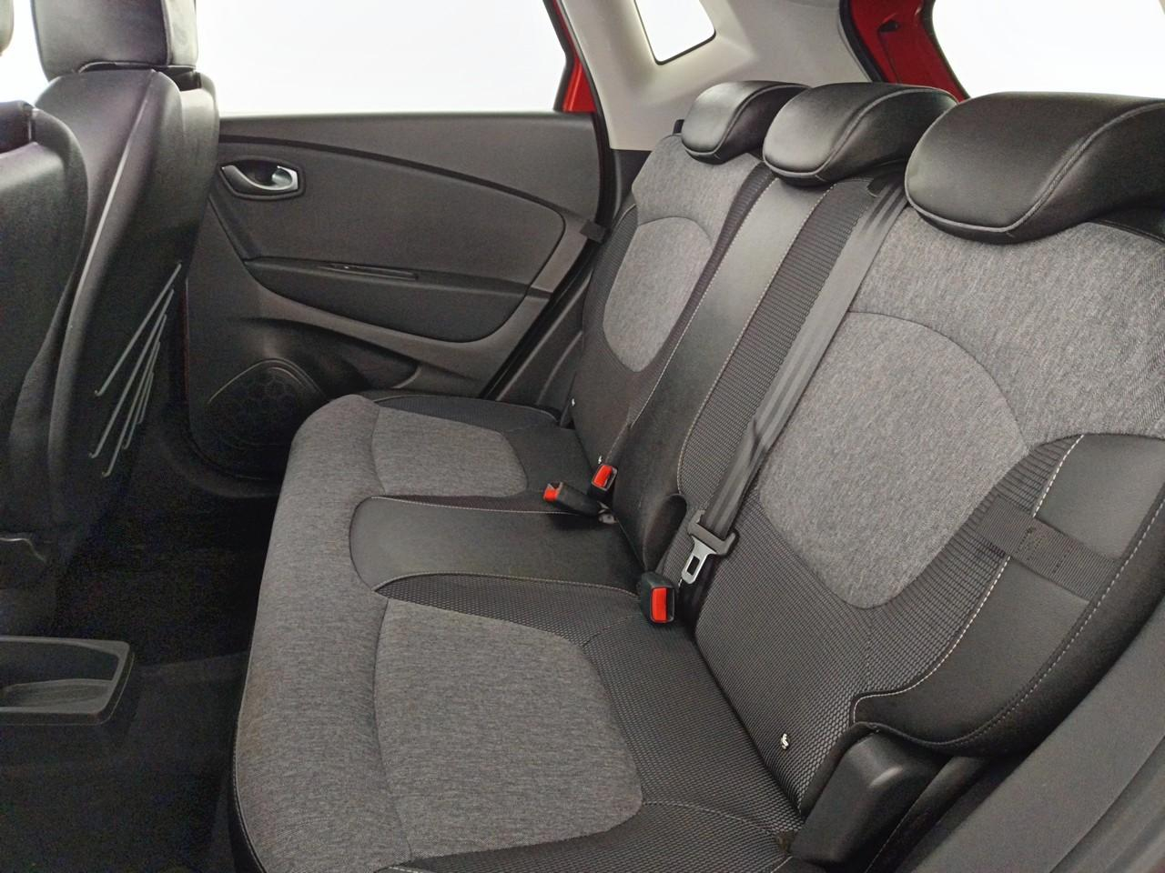 Renault Captur tce 90 intens — photo 10
