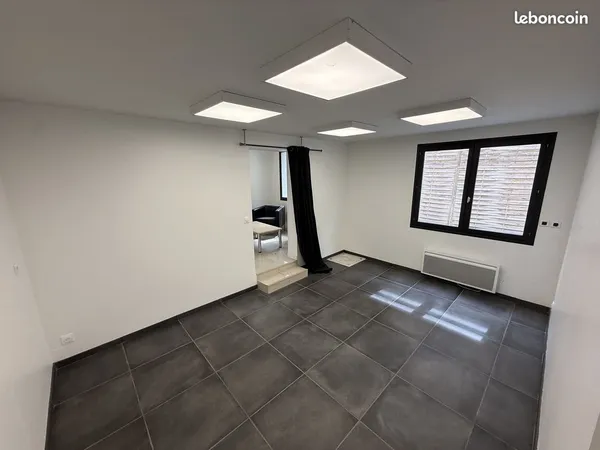 Bureaux 17 m² Bruay-la-Buissière