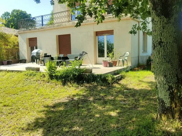 Maison 7 pièces 205 m²