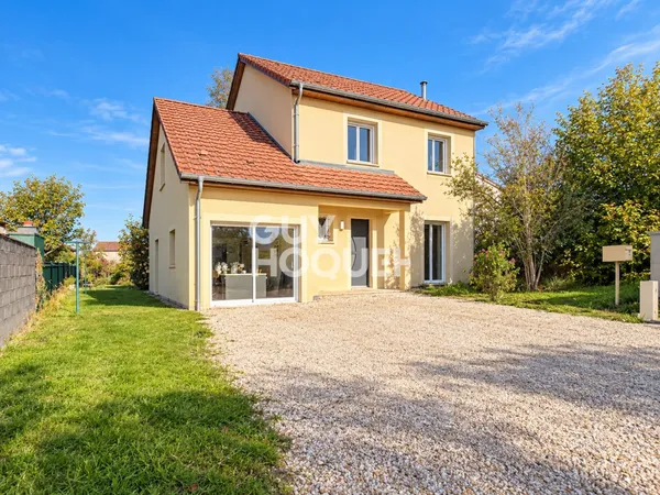 Maison 6 pièce(s)