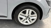 Renault Clio 1.5 Blue dCi 100ch Evolution - 24 — photo 26