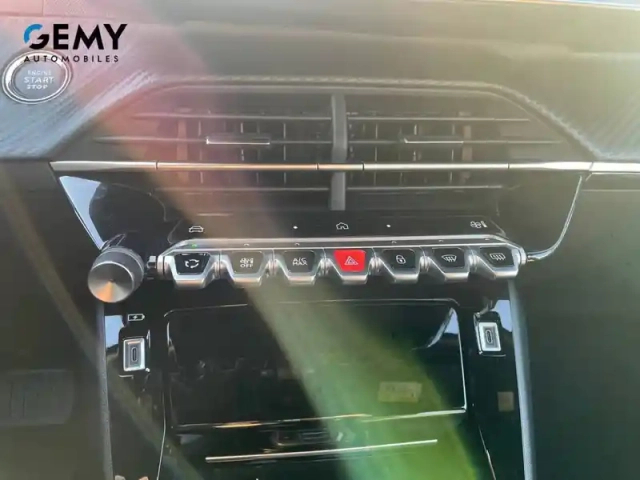 Peugeot 2008 electrique 54 kwh 156 ch — photo 58