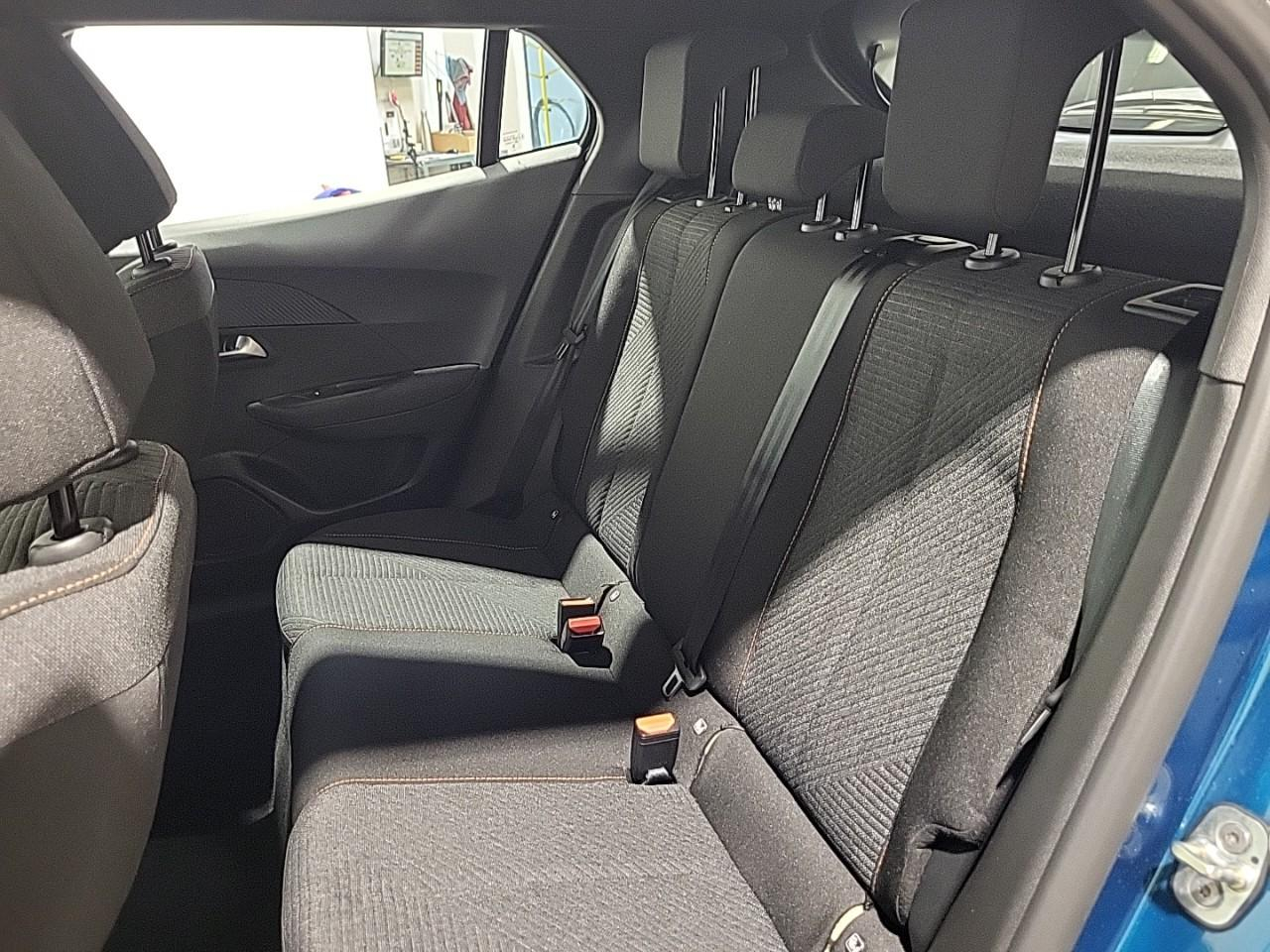 Peugeot 2008 100 s&s bvm6 style — photo 13