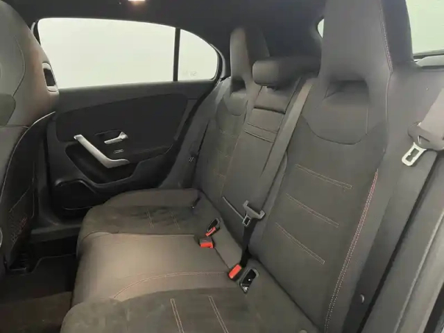 Mercedes Classe A 250 e hybrid eq 8g-dct — photo 82