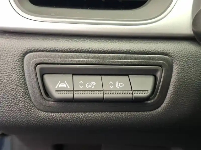 Renault Captur e-tech 145 - 21 — photo 35