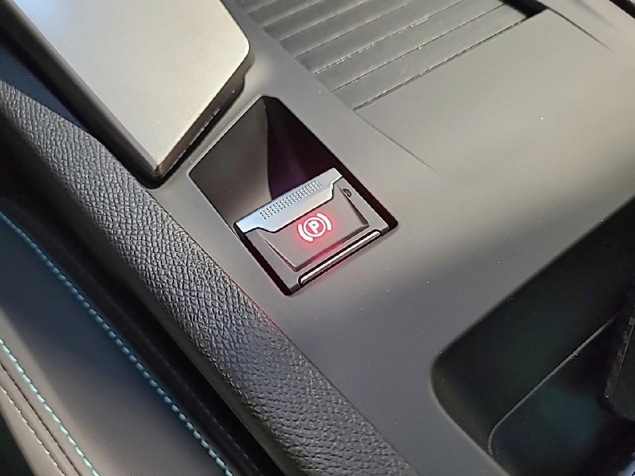 Peugeot 308 sw hybrid 145 e-dcs6 allure — photo 22