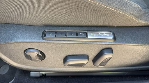 Volkswagen Golf 1.4 TSi 245 Plug in Hybrid DSG6 - GTE – 2024 – 45005 km – Hybride rechargeable – Boîte Automatique — photo 3