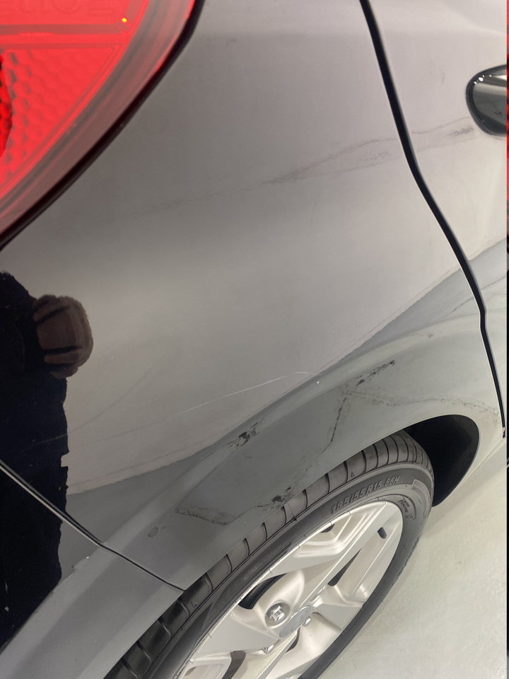 Hyundai i10 — photo 45