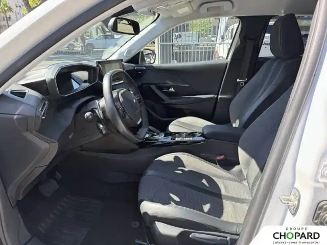 Peugeot 2008 puretech 130 s&amp;s eat8 — photo 8