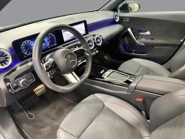 Mercedes Classe A 200 d amg line — photo 20