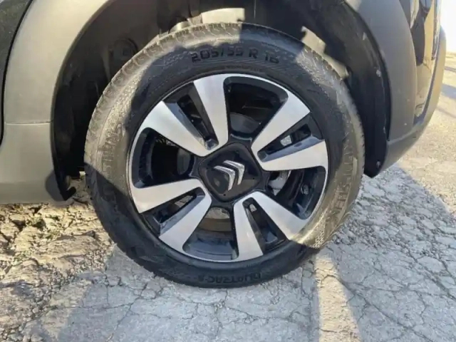 Citroën C3 puretech 110ch shine s&amp;s — photo 11