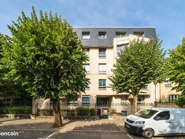 Appartement 6 pièces 167 m²
