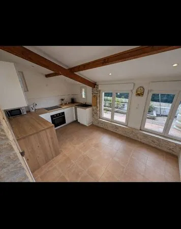 Petite maison T2 avec extérieur