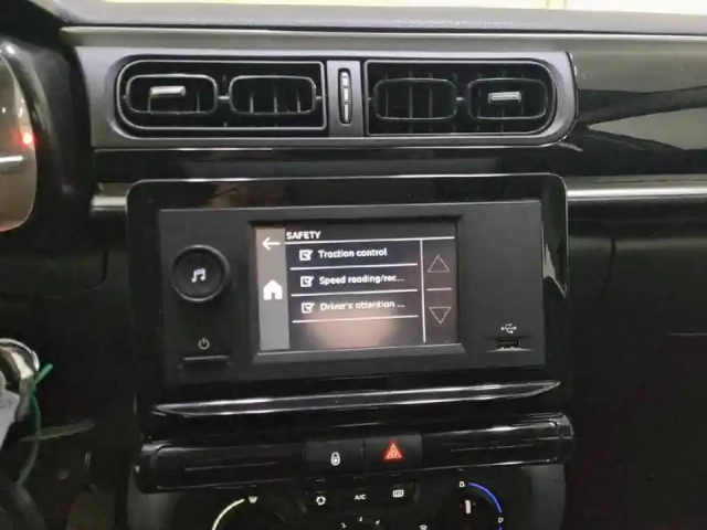 Citroën C3 puretech 83 s&amp;s bvm5 — photo 23