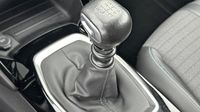 Peugeot 2008 1.2 PureTech 130ch S&S Allure Business — photo 14
