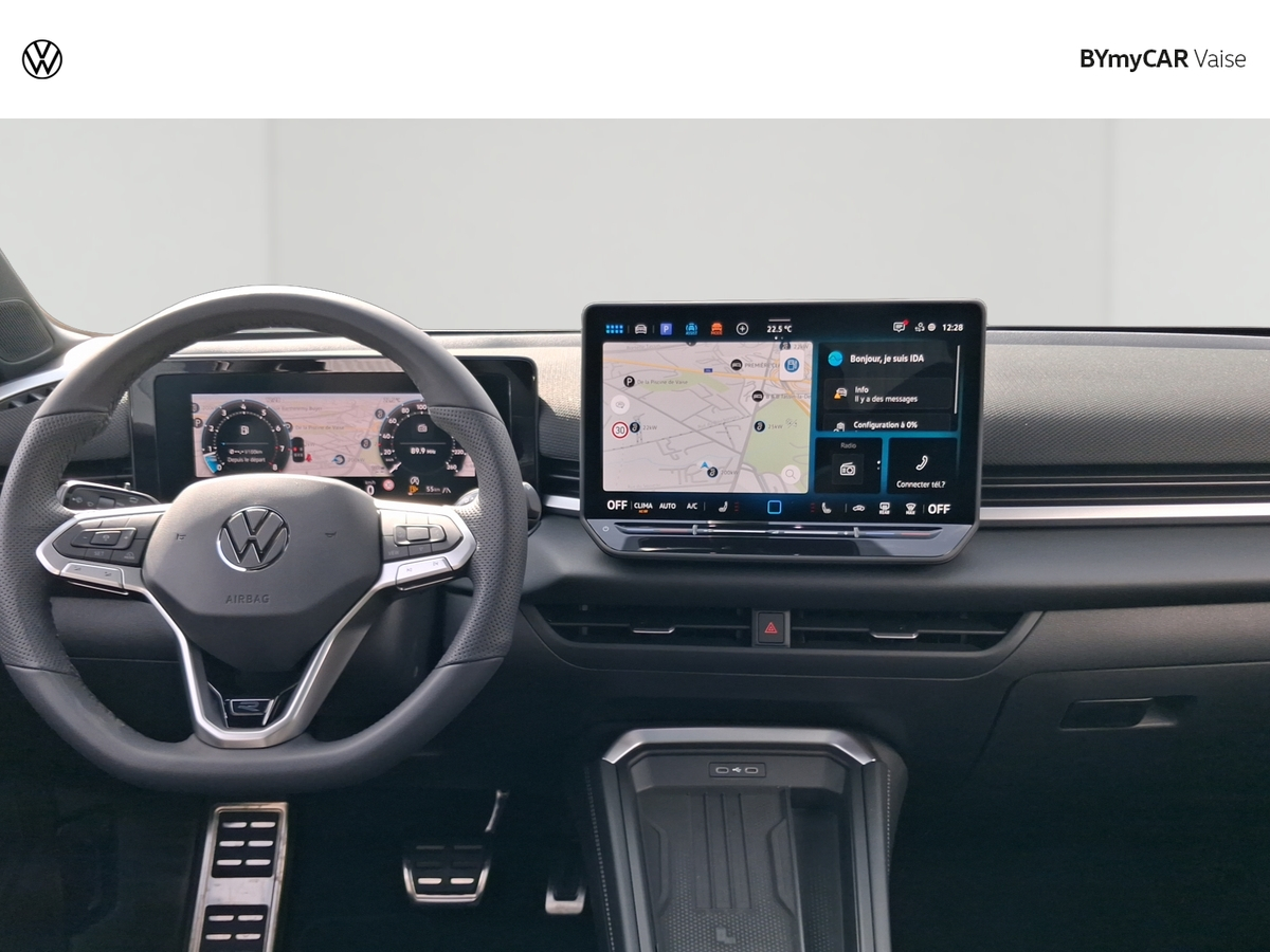 Volkswagen T-Roc 1.5 eTSI EVO2 Hybrid 150 ch DSG7 — photo 9