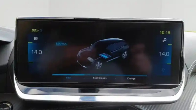 Peugeot 2008 moteur électrique 136 ch — photo 18