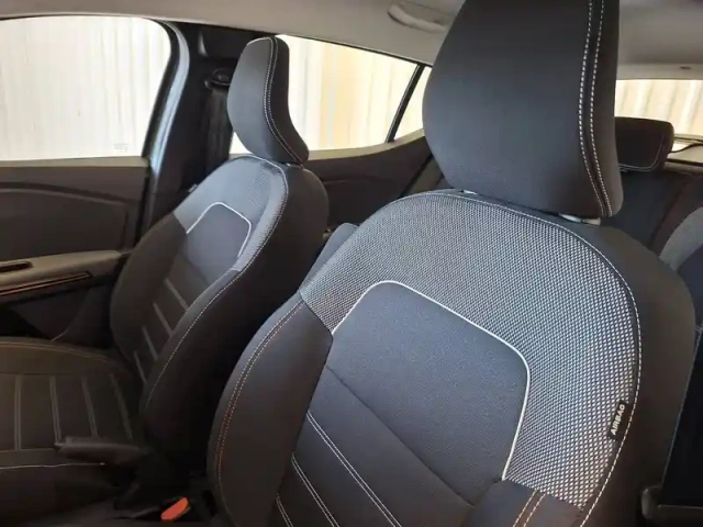 Dacia Sandero eco-g 100 — photo 16