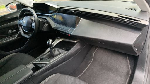 Peugeot 308 SW 1.5 BlueHDi 130 - Active – 2022 – 148465 km – Diesel – Boîte Manuelle — photo 21