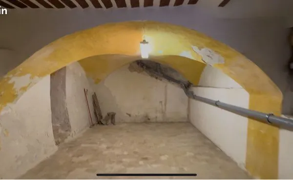 Cave à louer