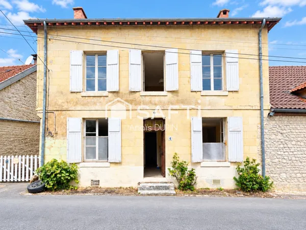 Maison en pierre d'environ 120 m2 à réinventer !