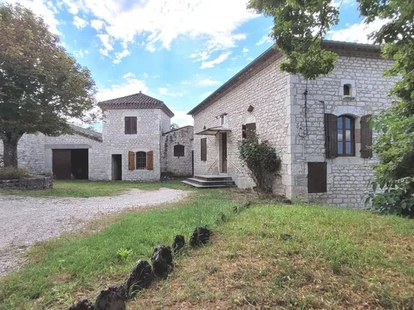 Maison 5 pièces 130 m²