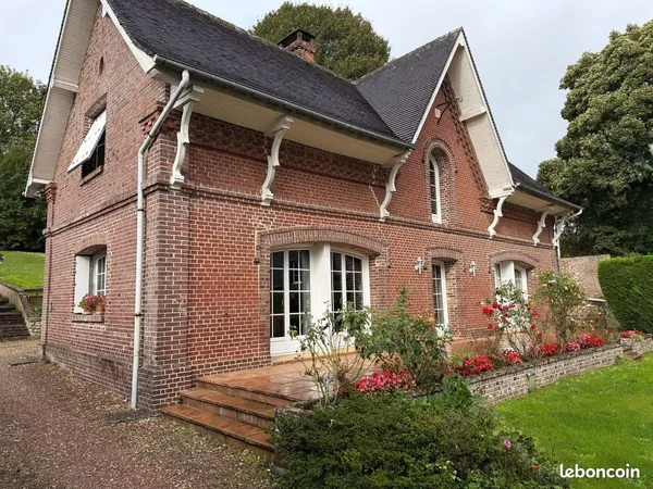 Maison 6 pièces 165 m²