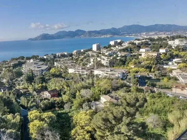 Cannes - proche plage appartements neuf