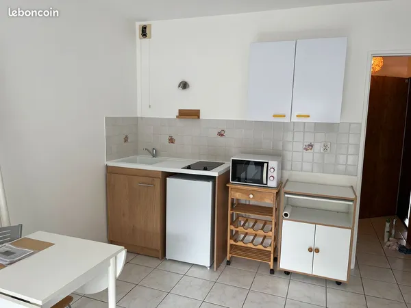 Appartement Location Reims 1p 27m² 420€