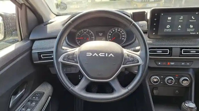 Dacia Jogger eco-g 100 5 places — photo 11