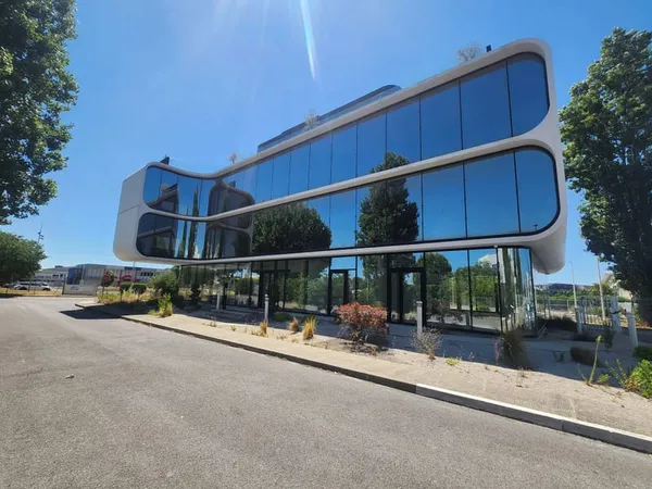 Magnifique immeuble de bureaux - divisible dès 70m²