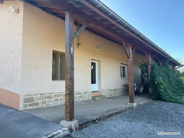 Maison mitoyenne - 71580 LE FAY