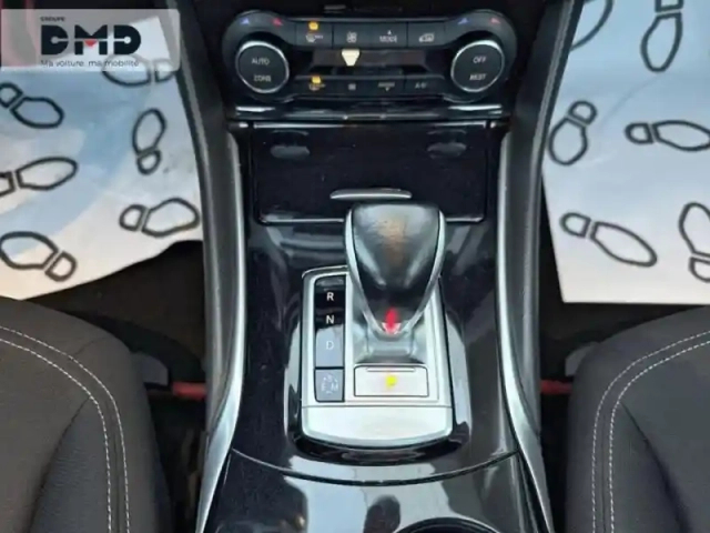 Infiniti Q30 2.2d 170ch premium tech dct7 — photo 8