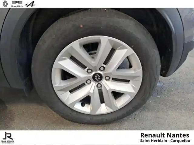 Renault Captur 1.0 tce 90ch evolution — photo 9